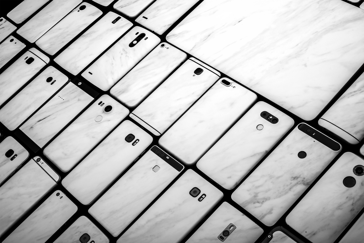 dbrand's tweet image. dbrand
/dē·brand/
1. verb - the act of removing a brand.
2. noun - synonym for precision.