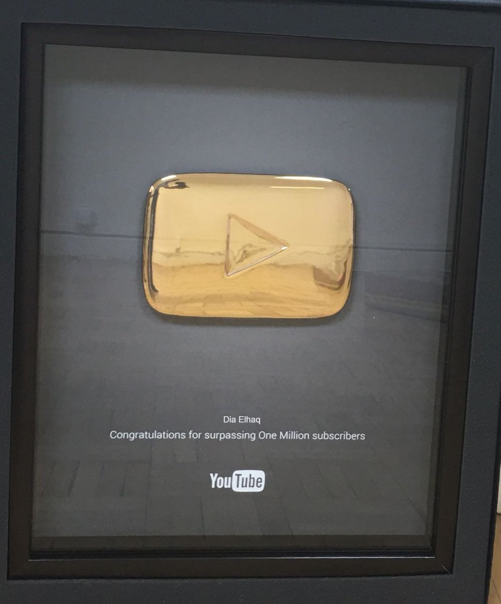 Gold Play Button On Twitter Youtube Gold Play Button Gold Play Button
