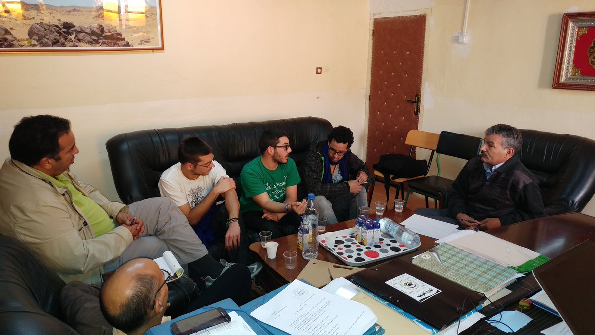 e.d.u. (@edu_unizar) on Twitter photo Hemos estado reunidos junto con <a href="/ColectivoLefrig/">Colectivo Lefrig</a> con el ministro de educación de la RASD en los campamentos de refugiados sharauis Hemos estado reunidos junto con <a href="/ColectivoLefrig/">Colectivo Lefrig</a> con el ministro de educación de la RASD en los campamentos de refugiados sharauis