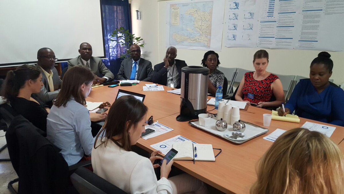 MENFP_Education's tweet photo. Réunion avec les principaux partenaires sur les interventions #postMatthew #bilan des actions à date. @JeanDorsonne @LouisMCador @miloodyv66 https://t.co/6JvWut1DOp