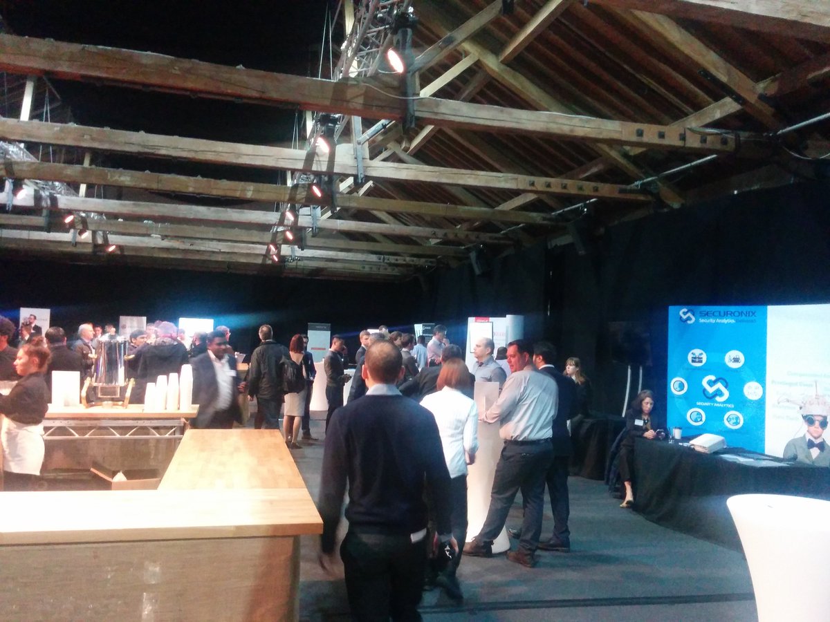 abdelhegazi's tweet image. Such beautiful crowd at the end of the day #mybigdatamoment