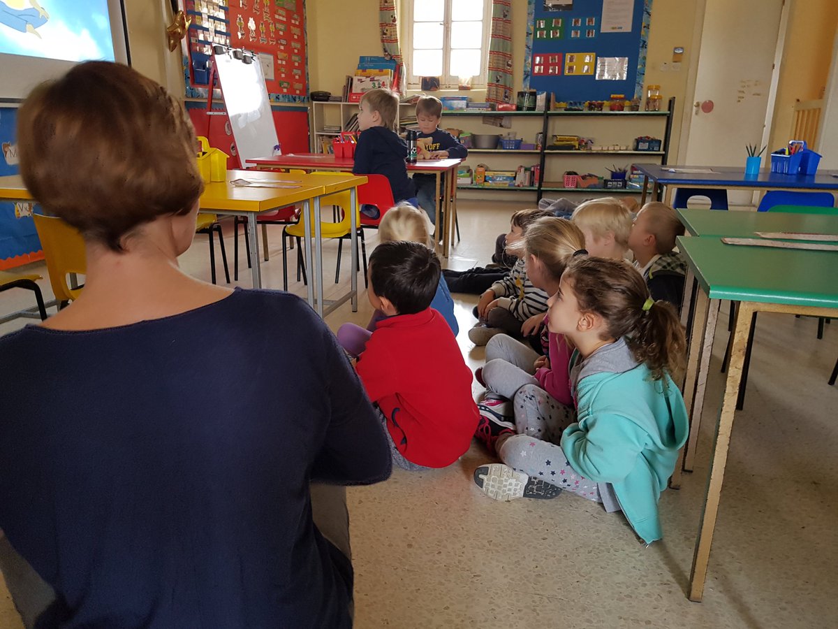 butcher74's tweet photo. #Mindfulness in Kindergarten with @Nisehop #viselem #vislearns @vismalta https://t.co/q3Ocq5HwzM