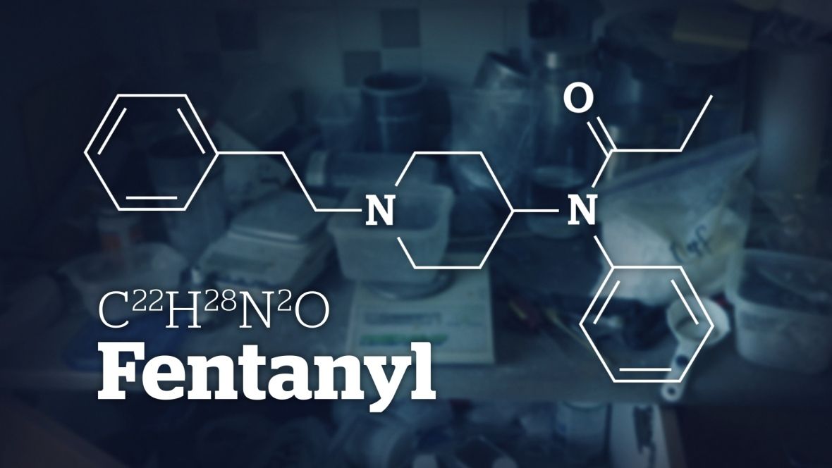 StopFentanylDoc's tweet photo. A grain of sand: Why #fentanyl is so deadly. Read now from @CBCNews: https://t.co/S9jFfopDyV https://t.co/2rSNS2hAiU