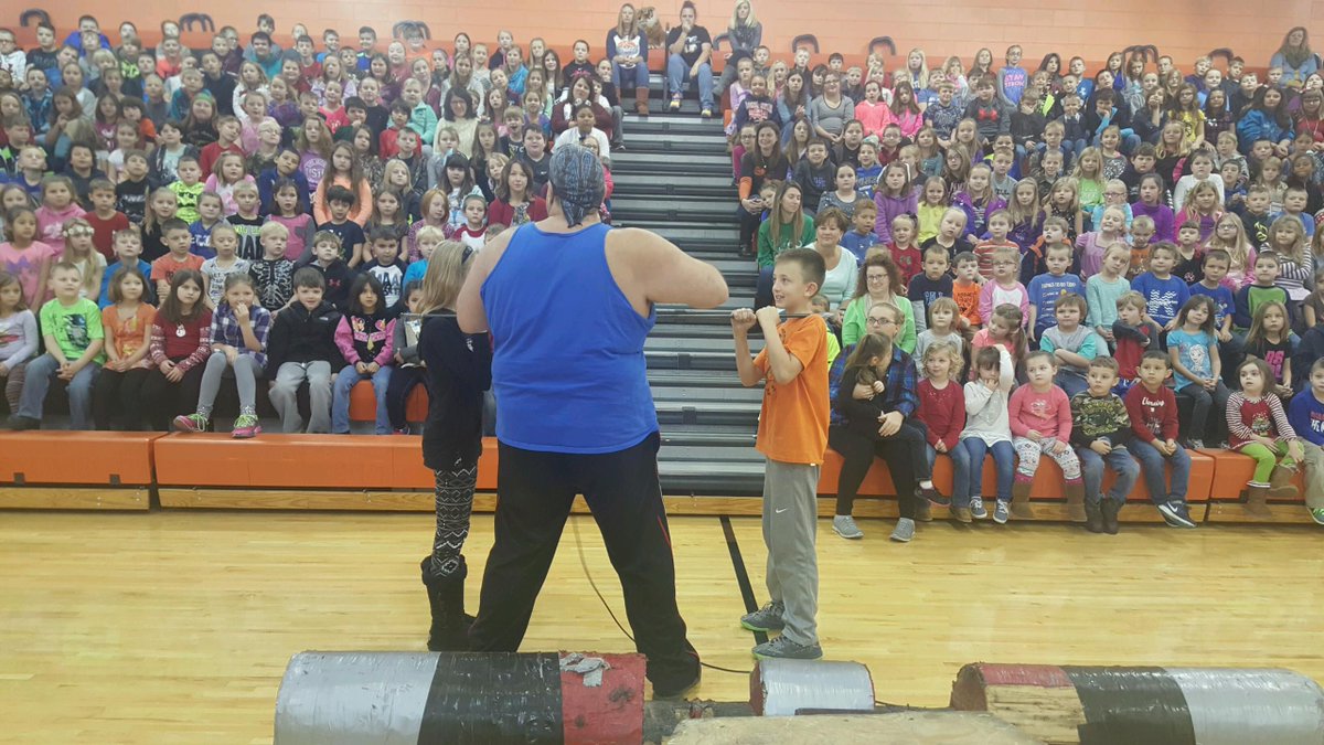Stand_Strength's tweet image. STAND performed in front of 1400 Students in the mountains of Kentucky yesterday!