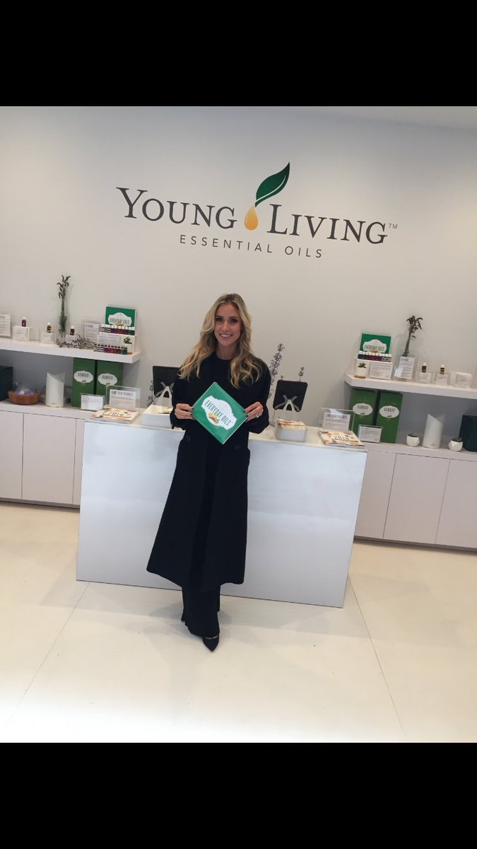 jaredsturner's tweet photo. Kristin Cavallari (@KristinCav) thank you for supporting our #YoungLiving pop-up in #NewYorkCity! https://t.co/s7aTE8s7GI