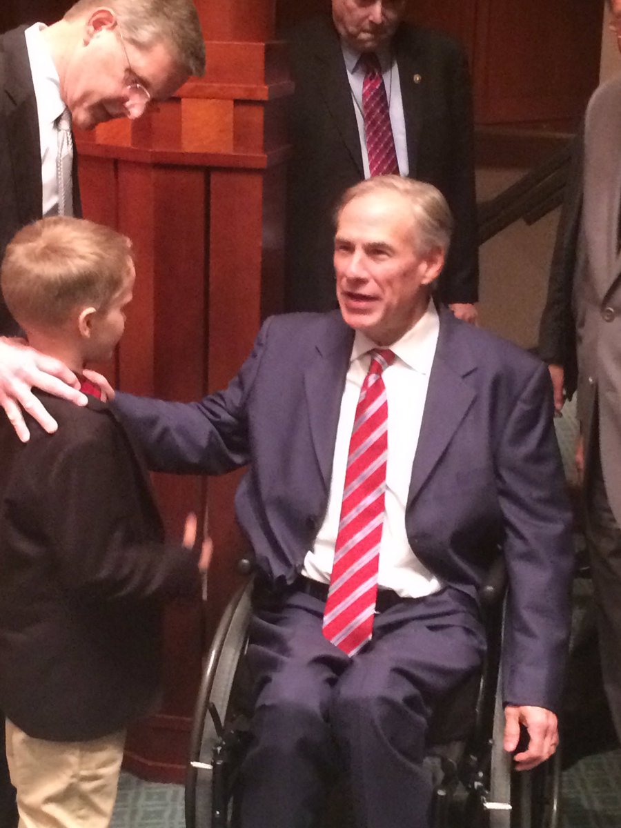 .@GovAbbott prepares to address backers of calling a Convention of States to rein in fed power #txlege