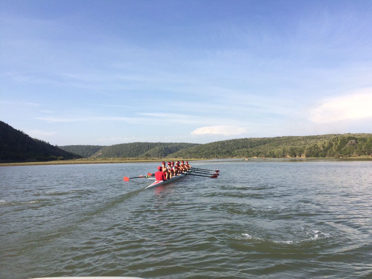 KingEdVIISchool's tweet photo. #RedRowing #BoatRace2016 @KingEdVIISchool 1st 8 first training outing in Port Alfred #TeamRed working hard! @tr3v0r123 @edgoodier https://t.co/ZX8nh9Wwjg