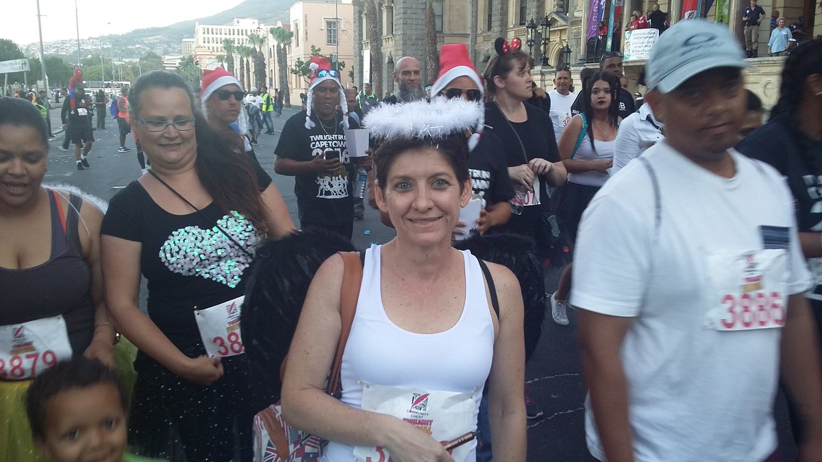 brandonleigh13's tweet photo. All shapes, sizes & characters @KFMza #KFMLovesSummer #TwilightRun2016 https://t.co/y6WlTjZTvY