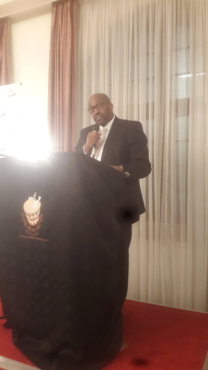 ParliamentofRSA's tweet photo. Mr Zungu from the office of the #AuditorGeneral
#ParlyCleanAudit2016 https://t.co/0RpzoAZuWV