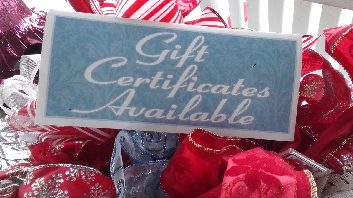 ParksRetail's tweet image. Do you need a gift for the mom who has everything?  Why not a Parks Brothers Gift Certificate?  She can get what she wants and so can you!