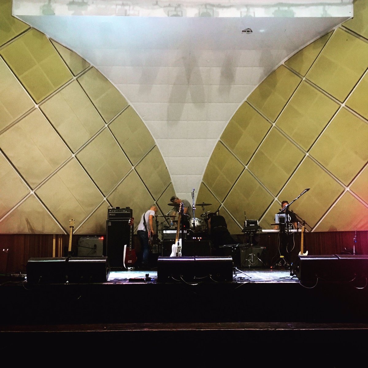 peterhook's tweet photo. Setting up in São Paulo at @Cine_Joia - SOLD OUT tonight - show starts at 22:00! Don't be late... #Substance2016 https://t.co/0MNcDD880o