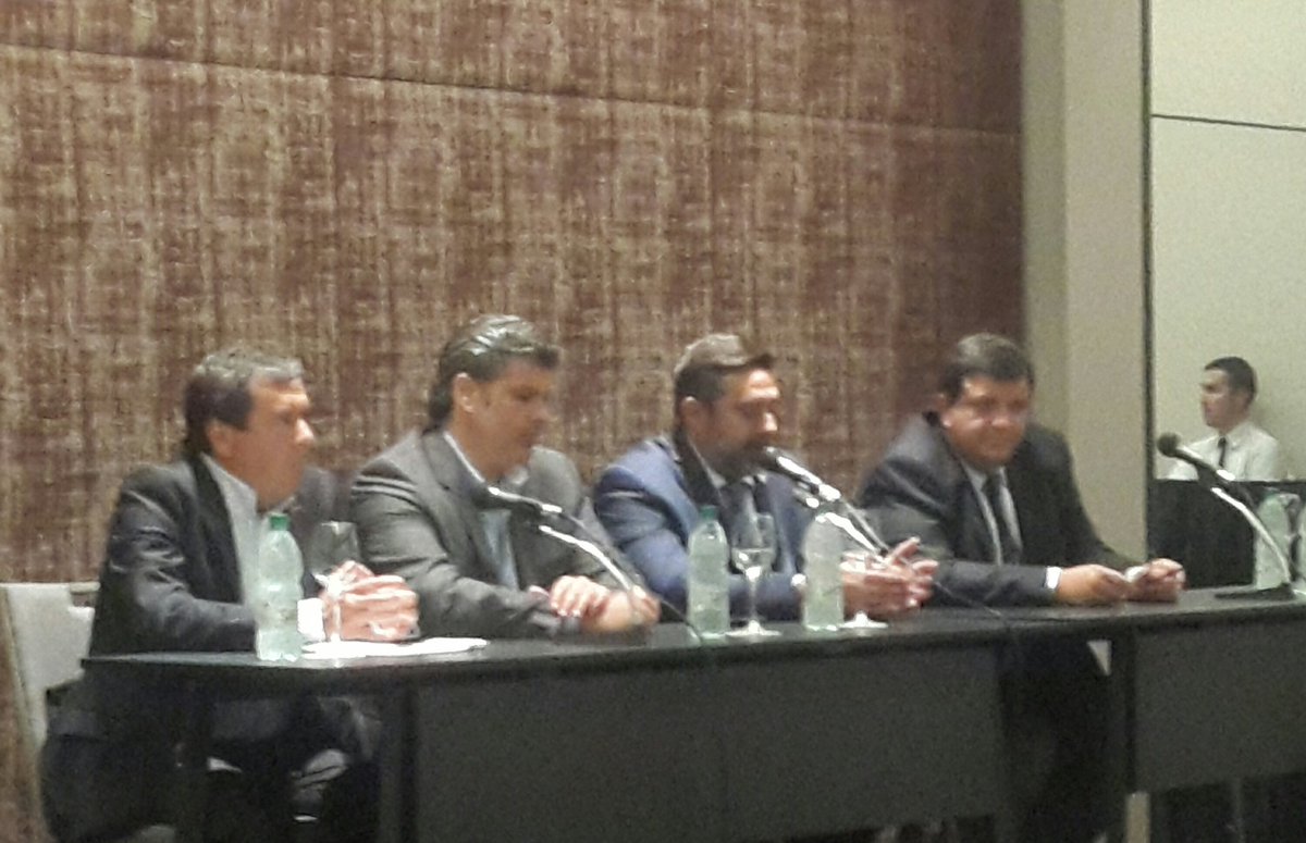 LigaSCF's tweet photo. Conferencia de Prensa luego de finalizada la Asamblea General, con el balance del año 2016 y las metas del 2017 en mente. https://t.co/ql35VCIE8J