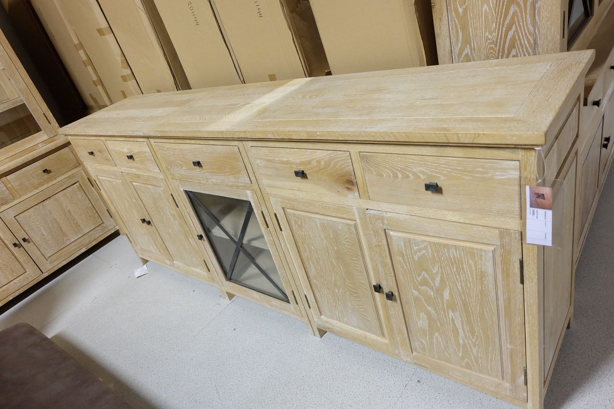 A7 outlet tweet media