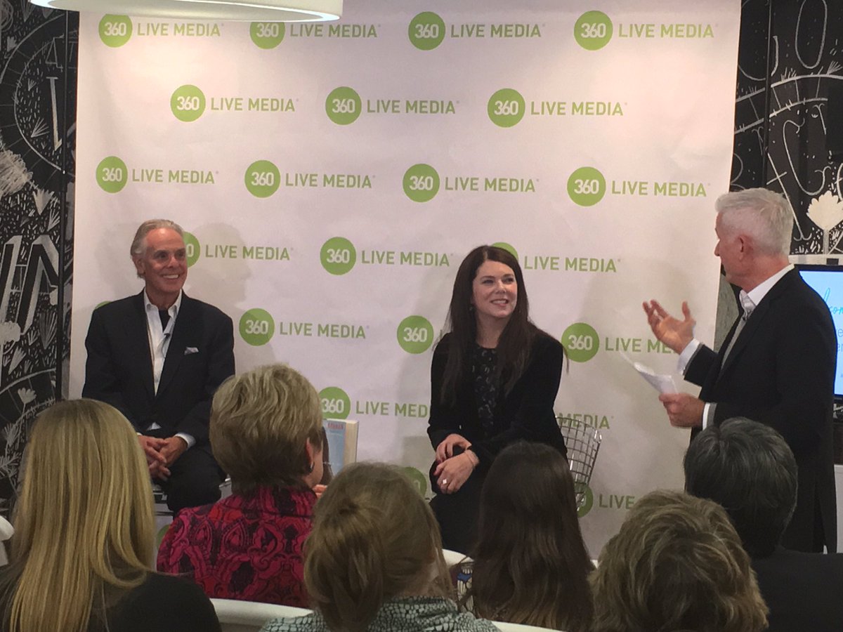 360LiveMedia's tweet photo. Larry Graham & @thelaurengraham are live in the 360 Live Media office! #360Grahams https://t.co/1E2edG8Tmw