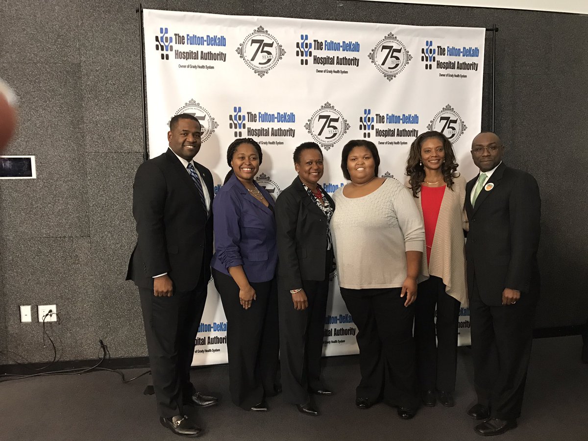 CVatMSM's tweet image. The CV and @choices4kids Team with Councilman Cesar Mitchell and Commissioner Larry Johnson at the @TheFDHA Champion Dinner #fdha