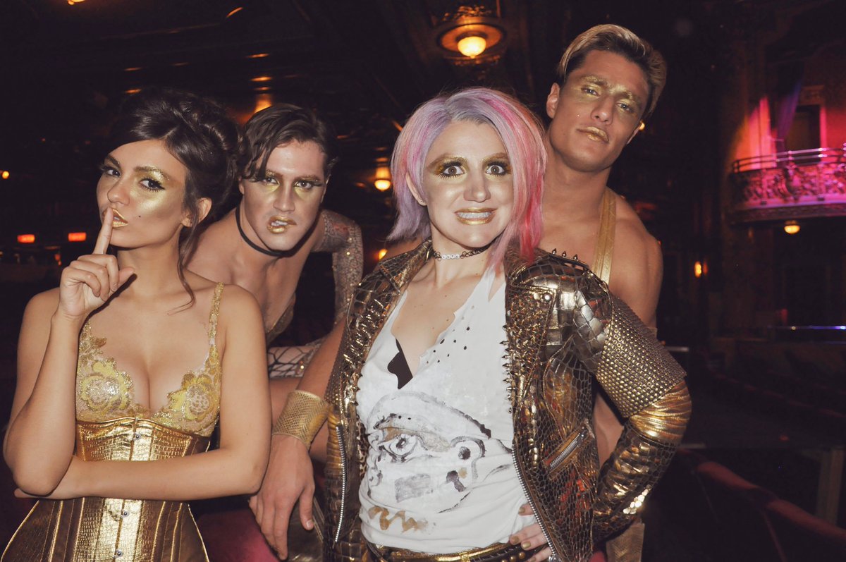 You guys! Exciting news!! <a href="/RockyHorrorFOX/">Rocky Horror on FOX</a> is available on DVD NOW! Get it here> bitly.com/RHPSTV 🙌🏼👄🤘🏻💄👠🎶 RT!