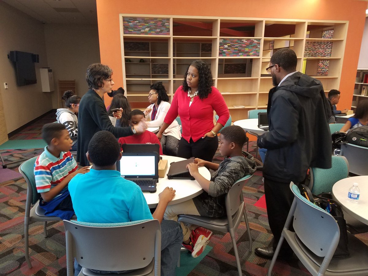 MrSummerford's tweet image. Chromebook distribution to @TCSBoardofEd Students at TASPA. #TCSLearns #TCSTech @DrHancockE @TechCoachB