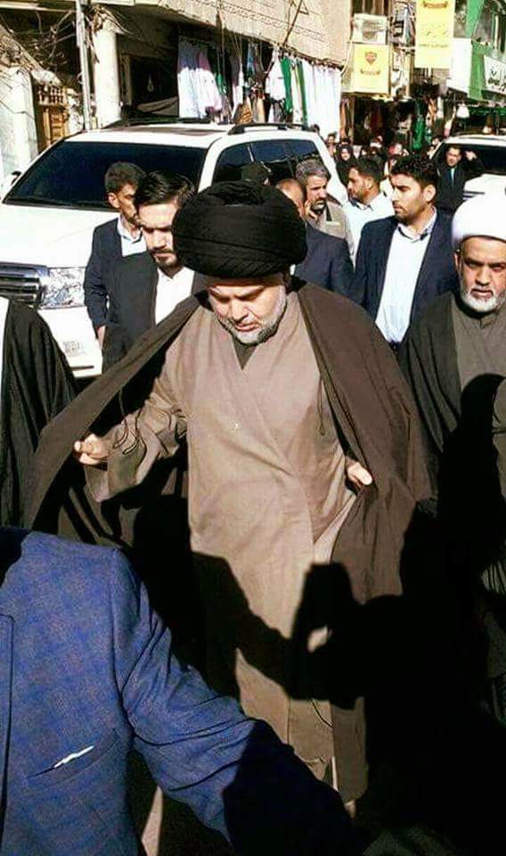 ❀أشرق نور وجهك❀

❀سيدي في وضح النهار❀

❀فاستحى النهار منك خجلــآ❀

❀ولــاذ بــالفرأإأإر❀

❀ســلــأمــاً يــاأإأإبــاهــاشــم❀