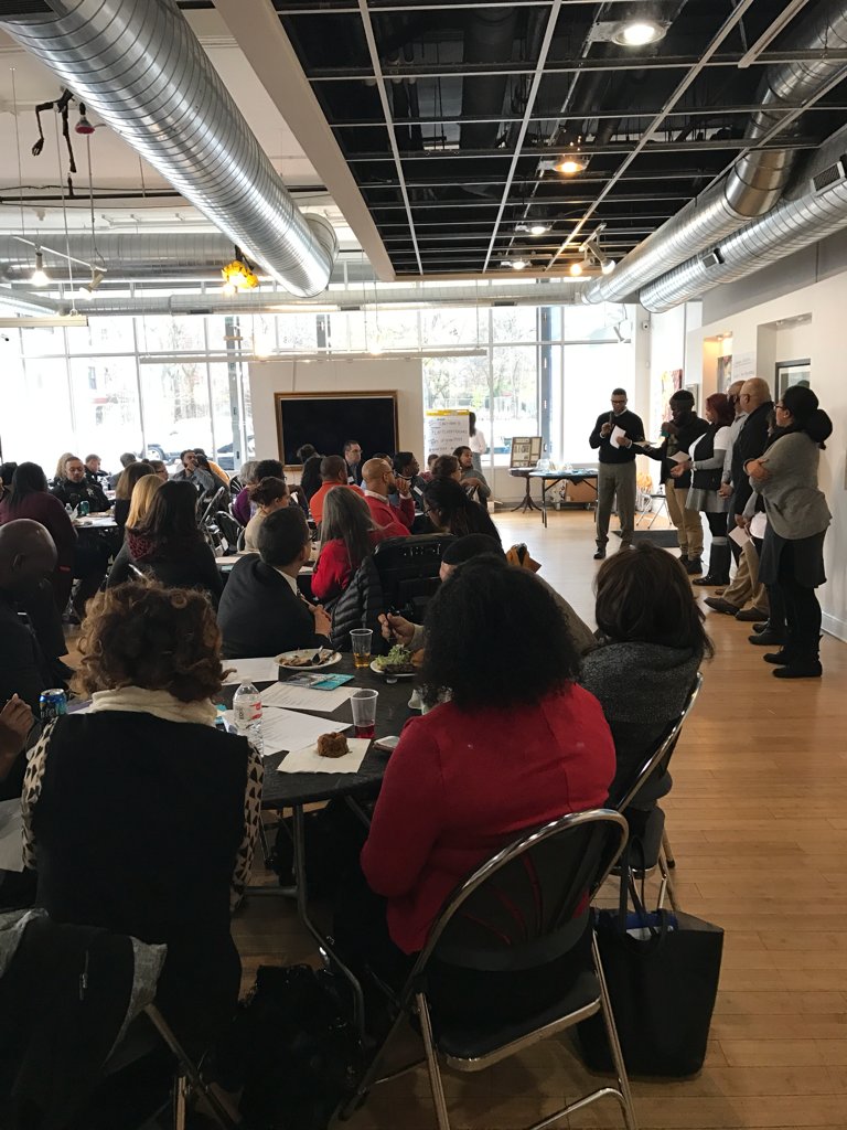 Live with Bronzeville Live! Creating resiliency and opportunities in our community! Let's work 

#Bronzville #chicagospeaks #Grove3547