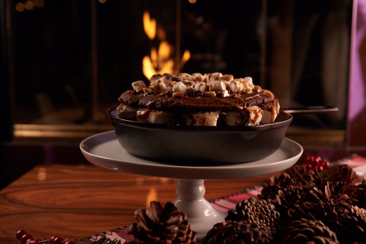 This holiday season, let’s all agree to #eatSTK s’more. <a href="/eatSTK/">STK Steakhouse</a>