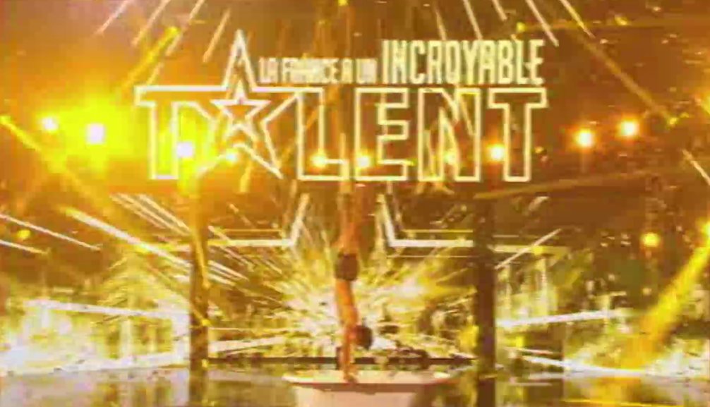 La France a un incroyable talent - Demi- Finale 02 - Mardi 06 Decembre 2016 - M6 - Page 3 CzBRfM9XEAA6bO2