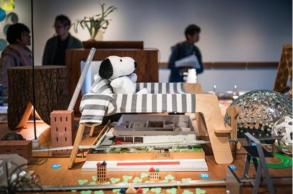 ArchForDogs's tweet image. The Wanmock by Torafu Architects on display in their exhibition #InsideOut in Tokyo.  Wanmock: store.architecturefordogs.com // Photo by @bshigeta