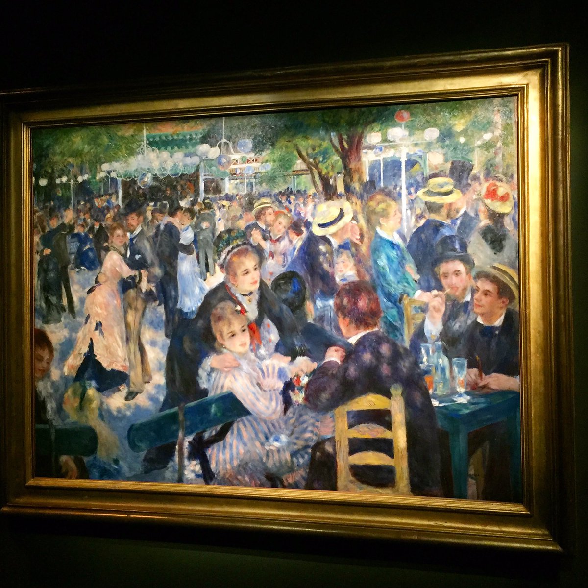 lamuebleri's tweet photo. Un planazo para este puente es visitar la expo de Renoir en @fmapfre. 🔝 https://t.co/WBhmKpE7Rr