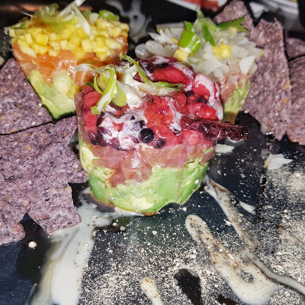 ElisaEffect's tweet photo. ❤ #foodiemtl #montreal #tartar https://t.co/OMp3CdCjeZ
