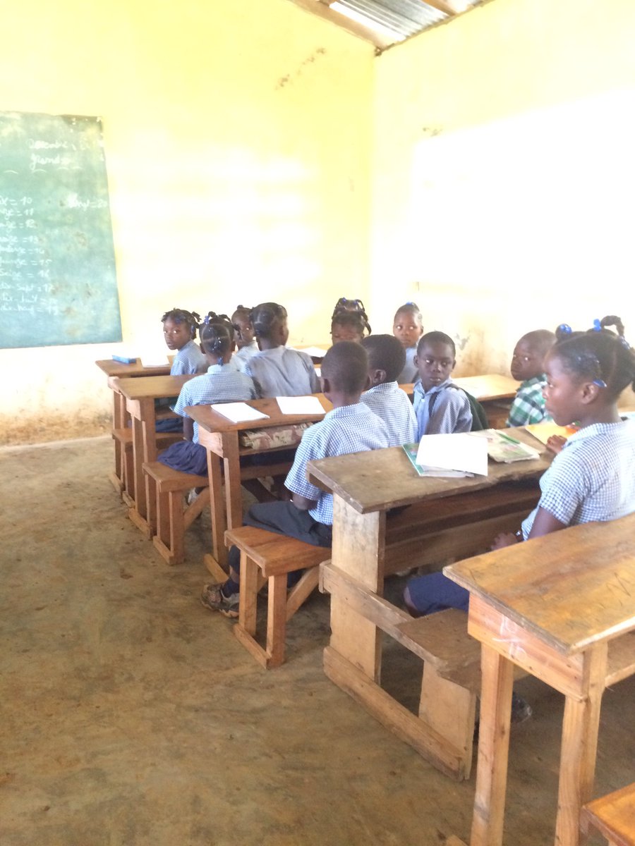 departement86's tweet photo. @brunobelin au directeur "il faut que tous les enfants inscrits viennent à l'école. L'éducation est essentielle pour leur avenir" #Macary https://t.co/oLbMGNSso0