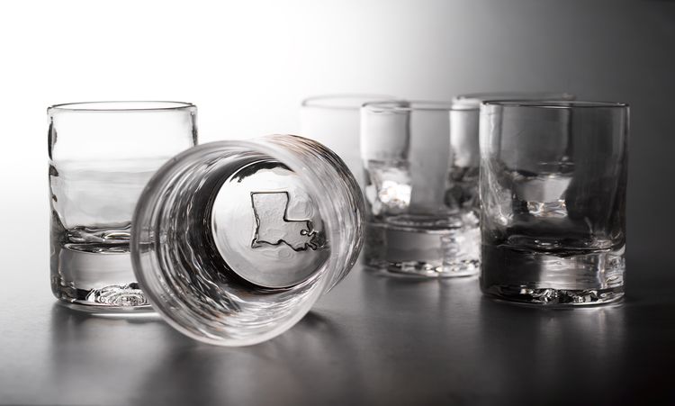 StayLocal's tweet photo. Attend a free glass demo by @_YAYAInc with featured artist @glassblowerben Dec. 9th from 6-9pm! Info: https://t.co/xg6nPagerv https://t.co/l0rsk93SNV