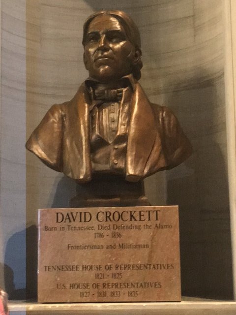 A long overdue addition to the historical busts outside the #TN House and Senate Chambers today. #DavidCrockett