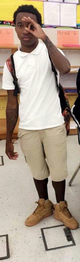 grapestreet30ty's tweet photo. Go To School Like Fuck It 😈💯  #RipRich #Fweh https://t.co/hlWcoGS6Bi