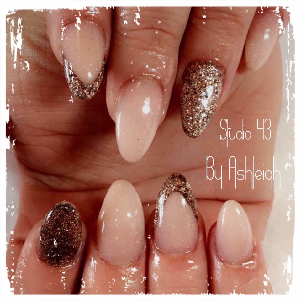 Studio43team's tweet photo. Nails by Ashleigh #studio43 #studio43team #rotherham #acrylicnails https://t.co/yfqi2PqlyN