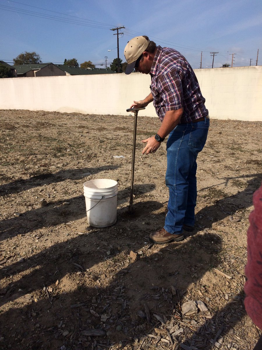 cihssnac1's tweet photo. Today SNAC members spent their lunch period testing the soil in our future school garden! Looking good♻️ #CIHSSNAC https://t.co/Ur6q2Q22VQ