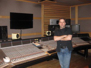 josephjamesnyc's tweet photo. The Man Behind The Music--#JoeVulpis "Hit Song + Hit Production + Hit Radio/PR = AP Music Group" https://t.co/rJmlKSEnKA