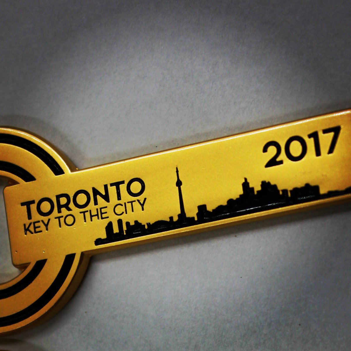 TorontoCityKey's tweet image. VIP lifestyle awaits with the limited-numbered 2017 Toronto Key To The City.  Pre-reserve a VIP exclusive perks Key: torontocitykey.com