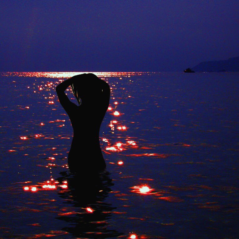 Place your hands into the soil Feel grounded

Wade in water
Feel emotionally healed

Fill your lungs with fresh air
Feel mentally clear