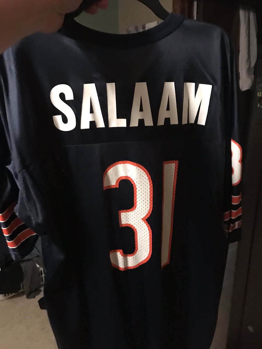 pistolpete331's tweet image. RIP. Rashaan Salaam First Jersey I bought. Still have it. #chicagobears #coloradobuffalos. #Heisman