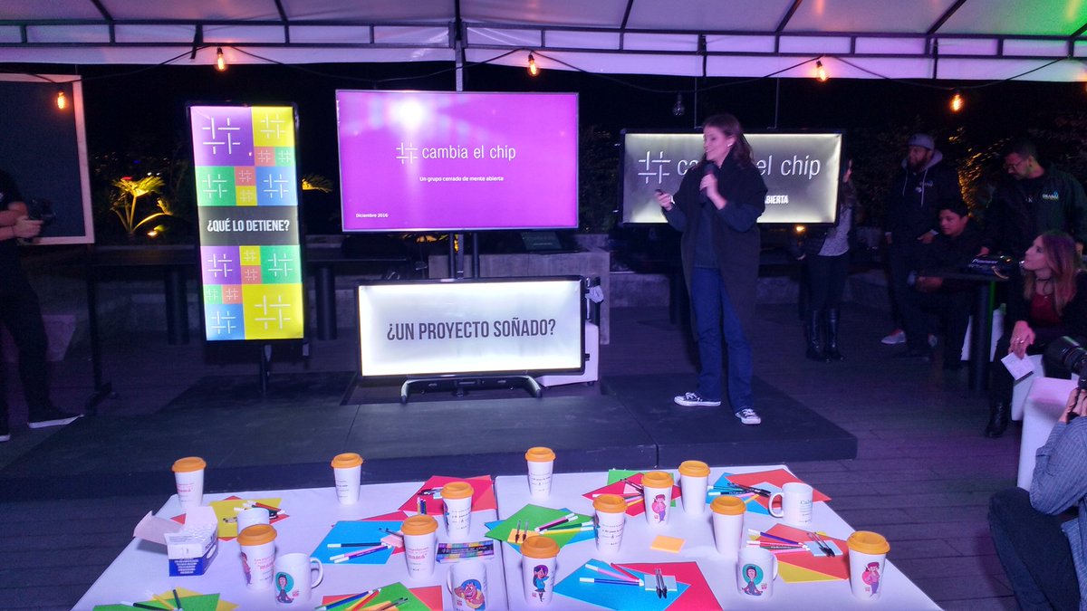 Angélica tweet media