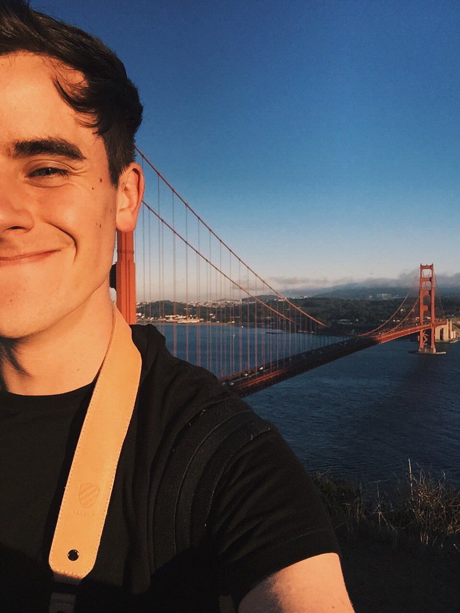 paramorc's tweet image. Throwback to when I almost threw myself off this bridge.