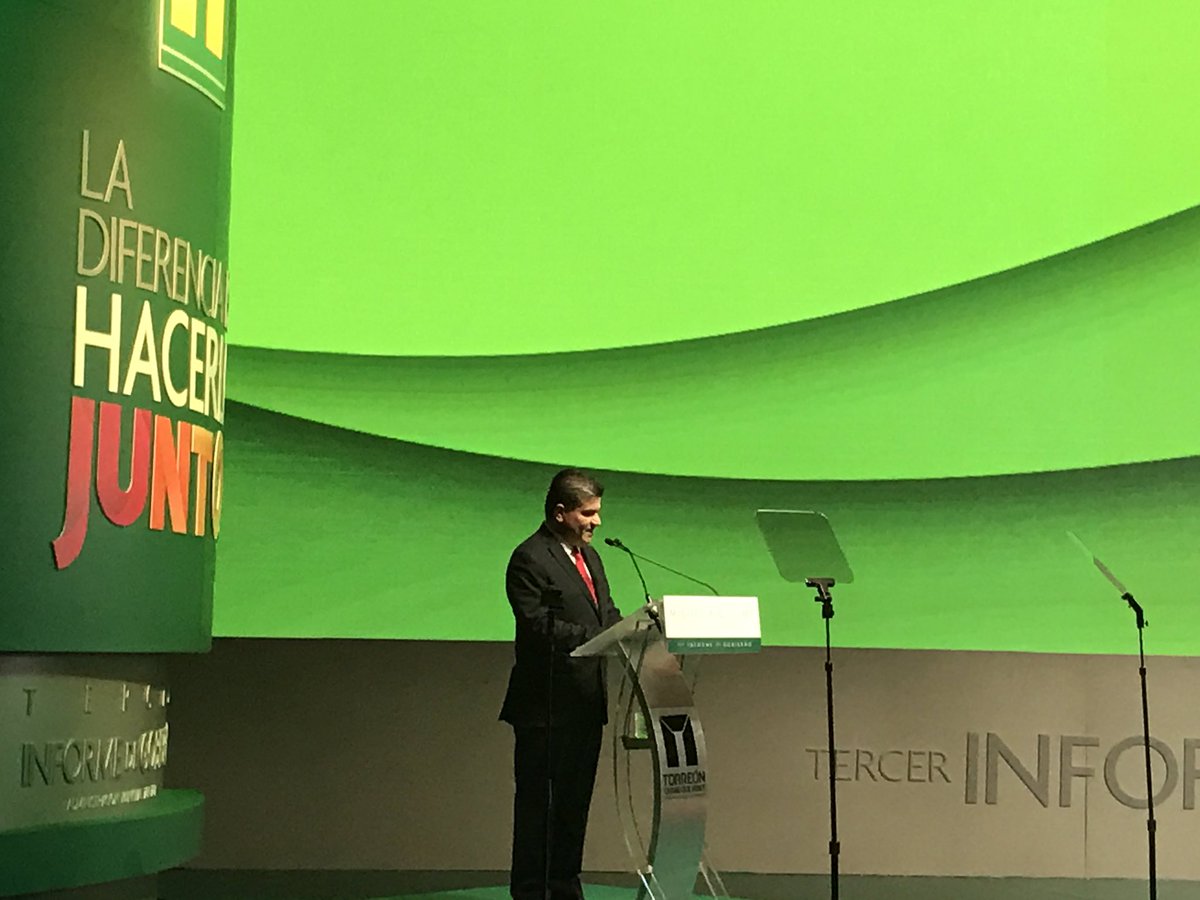JCAyup's tweet photo. Muchas Felicidades!!! Amigo @mrikelme por 3er Informe de Gobierno #LaDiferenciaEsHacerloJuntos @rubenmoreiravdz @caroviggiano @Veronica_mtz https://t.co/vjBXV8aImF