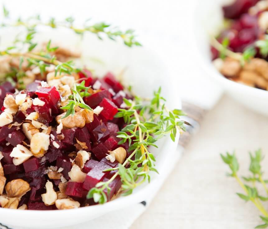 Rote Beete Salat mit Walnüssen #Walnüsse #Salat #rotebeete #gesund #beilage #foodtips #rezepte #gerichte #lecker
foodtips.de/rezept/salat/r…