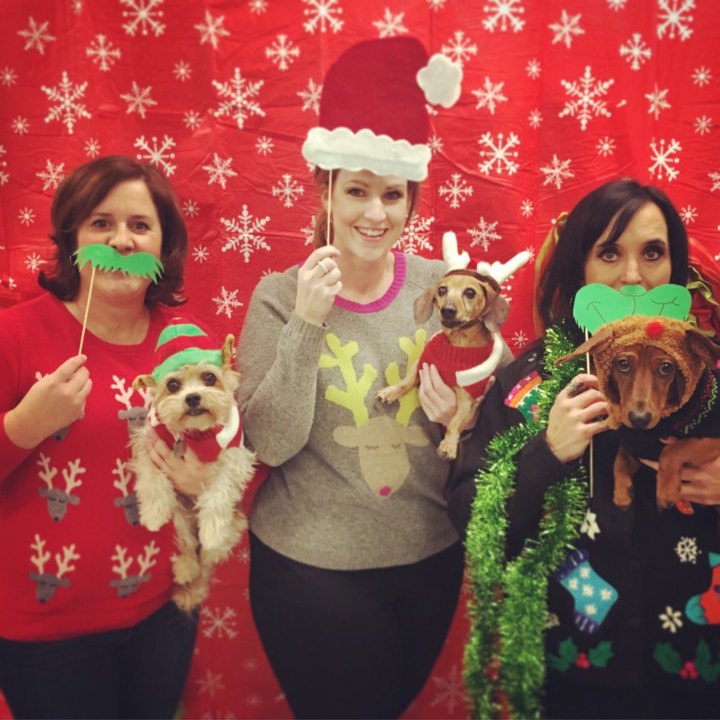 The Whos and their Who Beasts need you to like and share our selfie for a contest! <a href="/FCSCouncil/">FCS Council</a> #fcsgrinchmas #fcsyyc