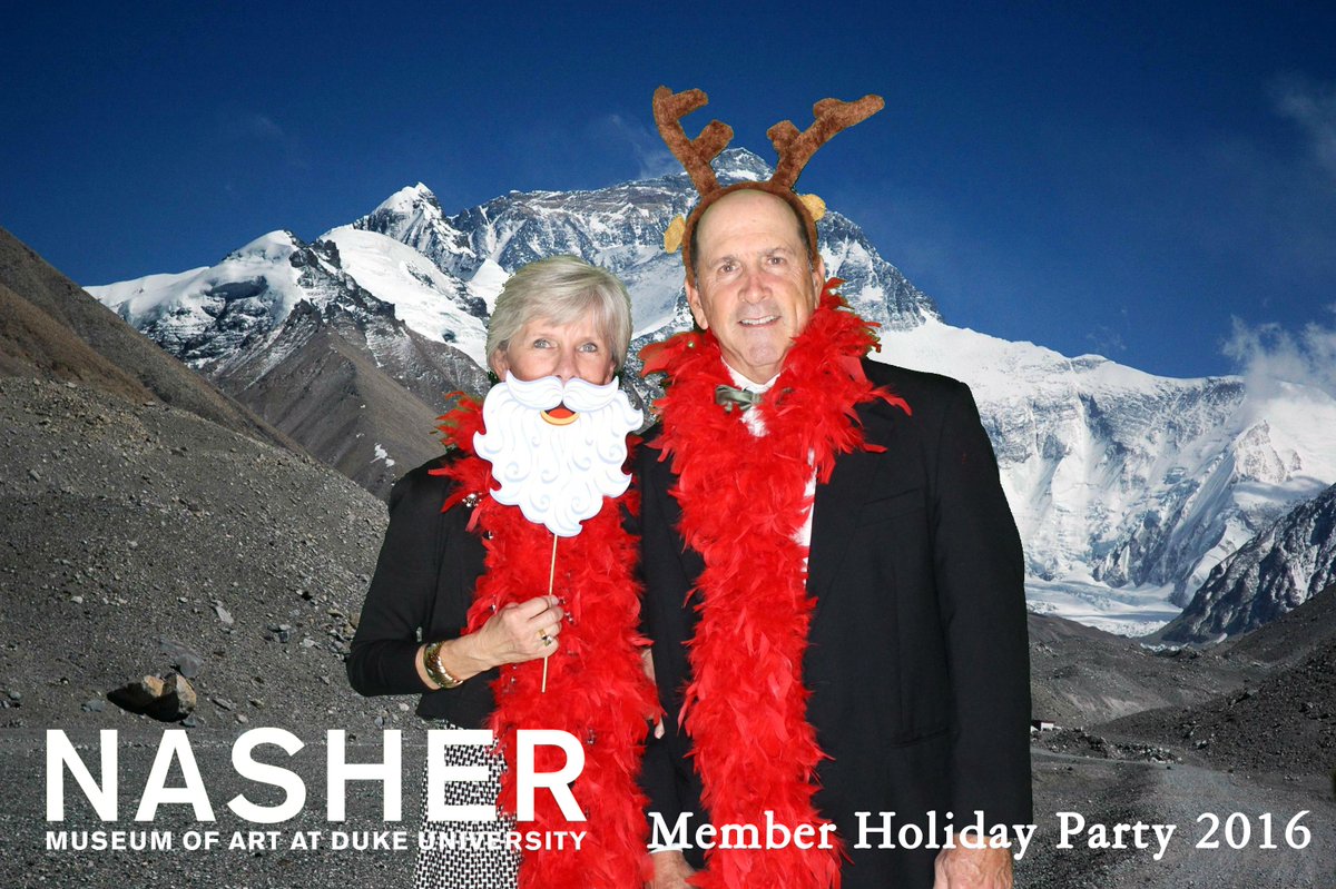 TapSnapPhotos's tweet image. @nashermuseum #memberparty