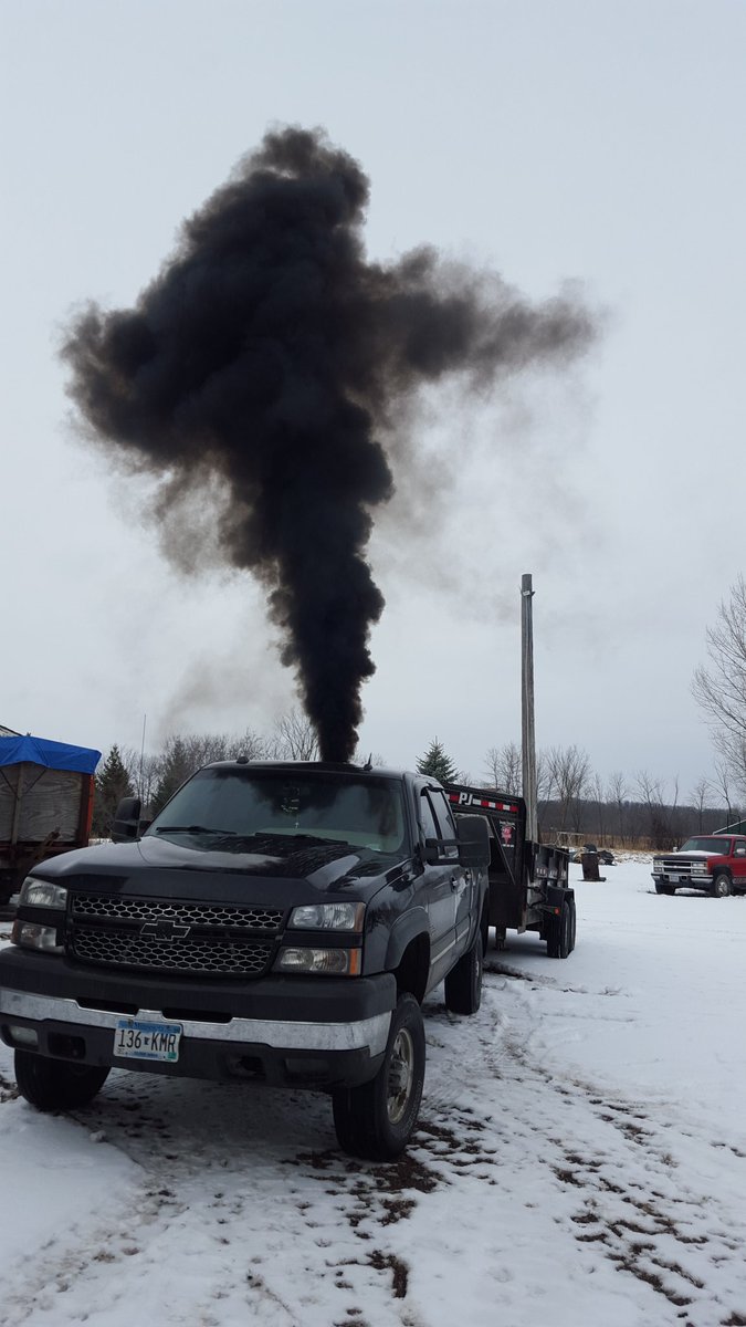 ricky_vance's tweet photo. @TbredDiesel #worktrucktuesday https://t.co/cPJIAK2mui