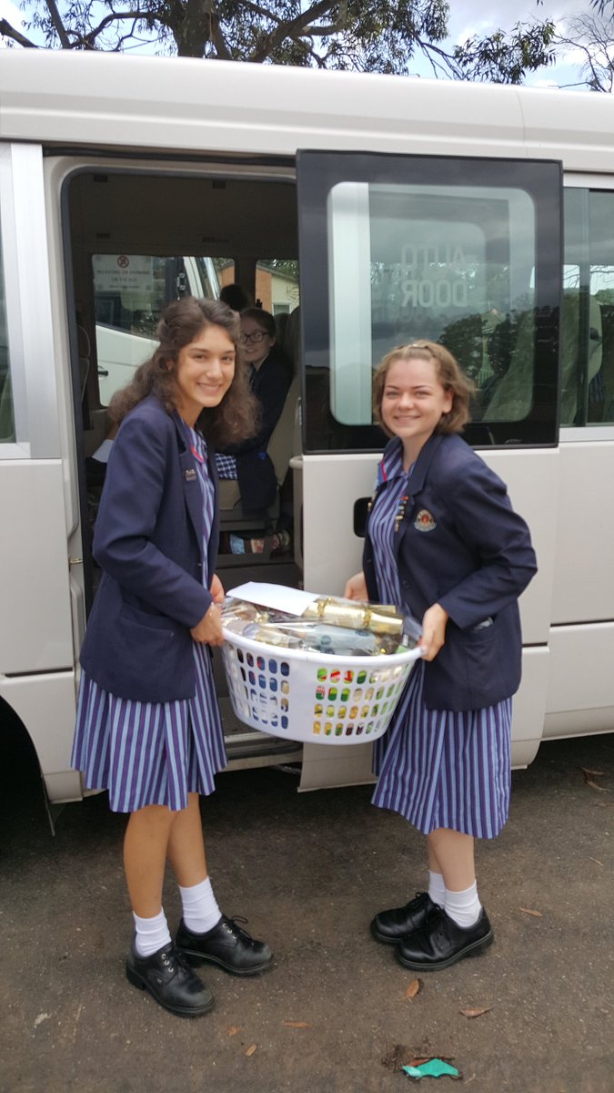 msboula88's tweet photo. @SPC_StPats gals + @VinniesAust 4m RuseChapter delivered #ChristmasHampers 2the needy in our local Ctown area #StPatricksCollege #compassion https://t.co/gwhe9vVTpk