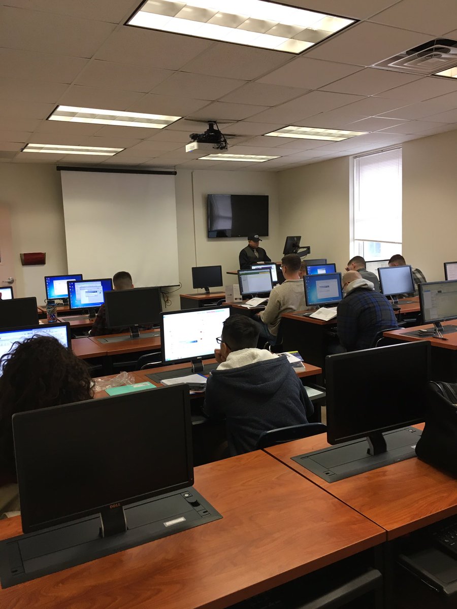 DrHyderDavis's tweet photo. NVCC-Woodbridge &amp; US Marine Corp "SURGE" course. We serve those that serve our country. https://t.co/cFvbF46Ezu
