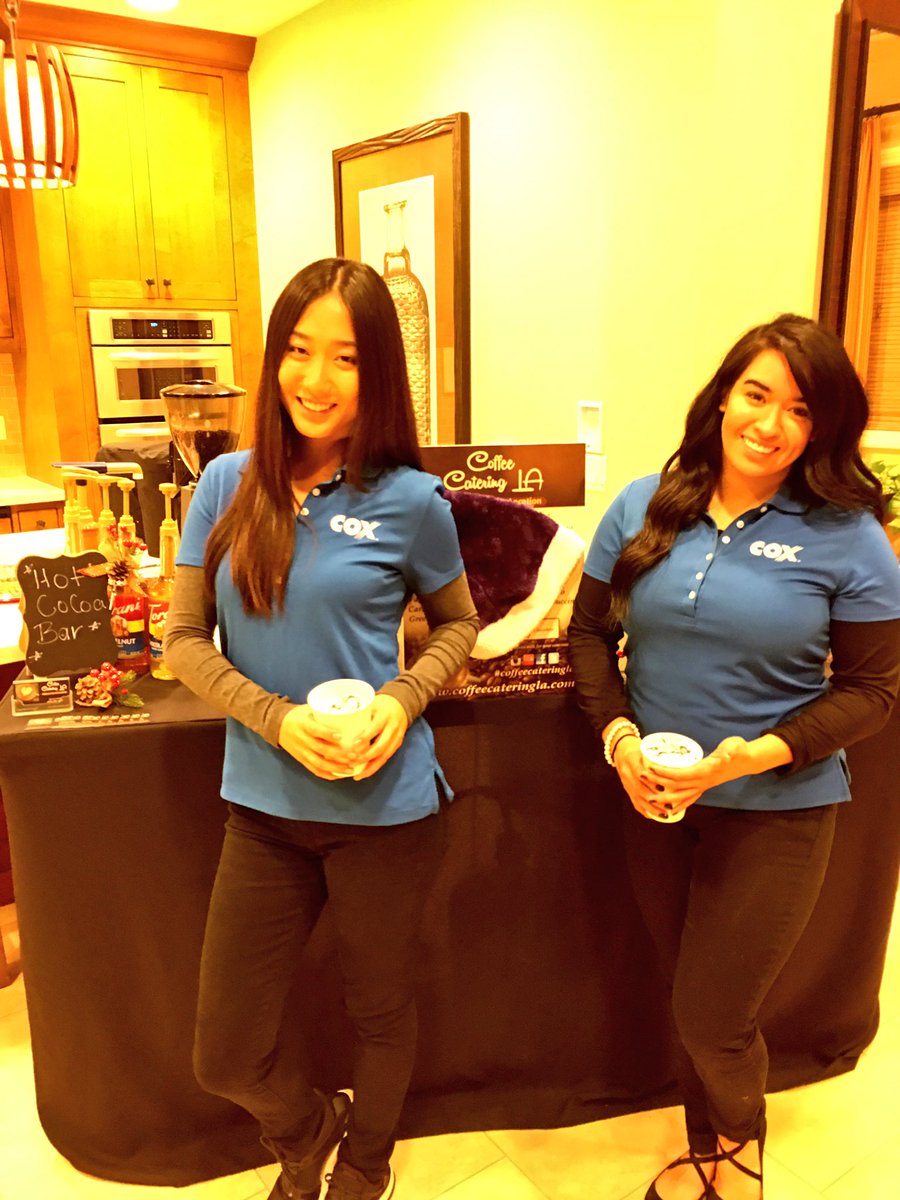 catering_coffee's tweet photo. Today's event with #coxcommunications in Irvine. #coffeecateringla #irvine #losangeles #hotcoco #cookies #coffee HAPPY HOLIDAYS EVERYONE 🎄☃️ https://t.co/qpmhj6oKAm