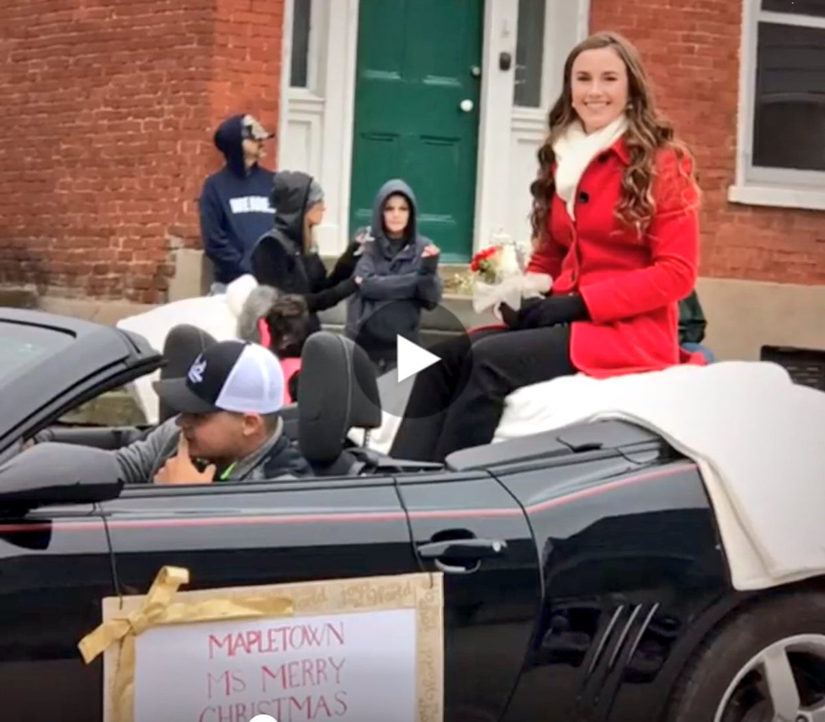 Mapletown Maniacs tweet media