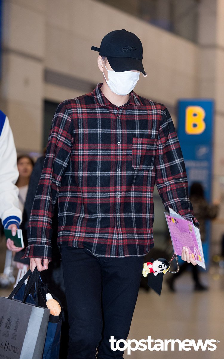 kaileidoscope14's tweet photo. [NEWSPIC] 161203 #KAI #jongin #카이 #종인 - ICN Airport
https://t.co/cmkI7YHk5o
❤❤❤ https://t.co/sdQUXsDthJ